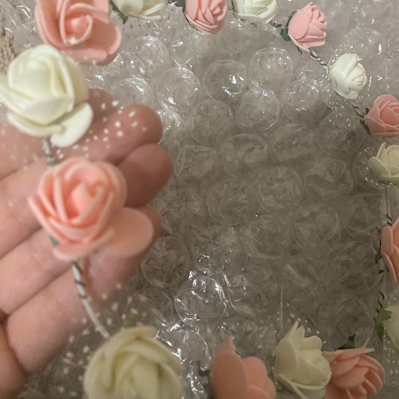 Floral Headpiece - Picture 2 of 5